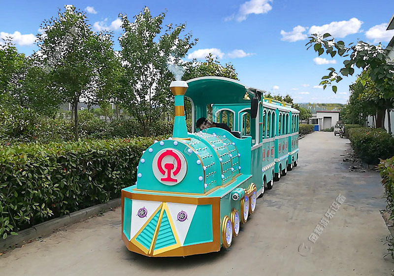 小孩子們玩過的兒童觀光小火車究竟是多少錢呢？