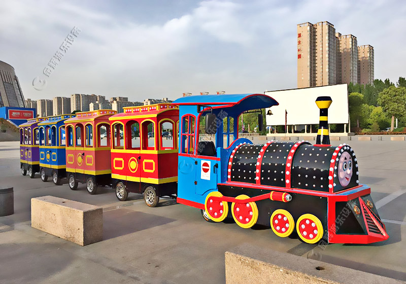 大型商場(chǎng)托馬斯小火車多少錢？